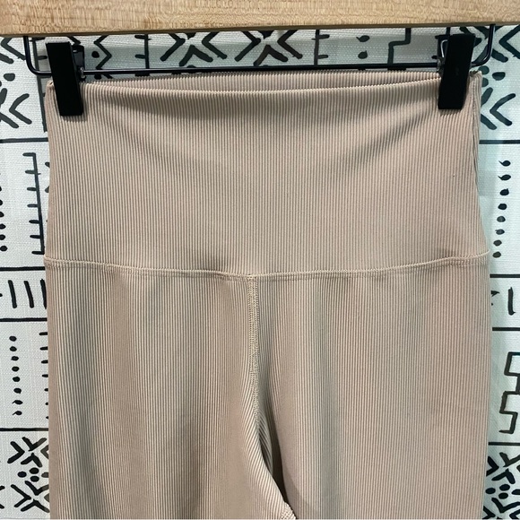 Beach Riot Ribbed Leggings‎ - Picture 2 of 7
